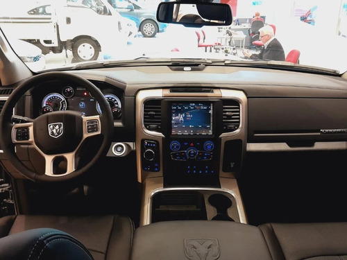 Imagen 8 de 25 de Ram 1500 2023 H