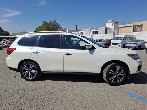 Nissan Pathfinder EXCLUSIVE 4WD