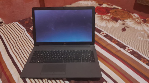 Laptop Hp 255 G7