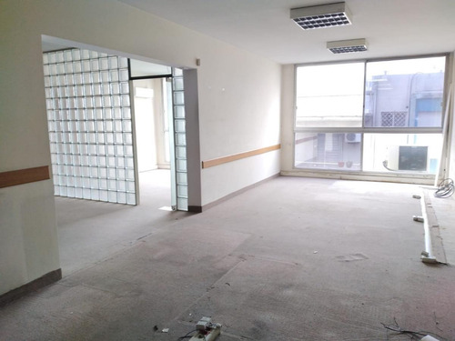 Imagen 10 de 15 de Oficina - Zabala Y Sarandi