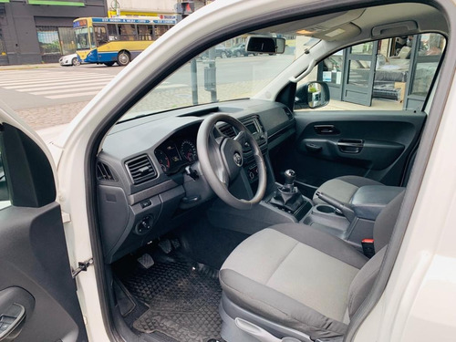 Imagen 7 de 12 de Volkswagen Amarok Cabina Simple Trendline 4x2 Escucho Oferta