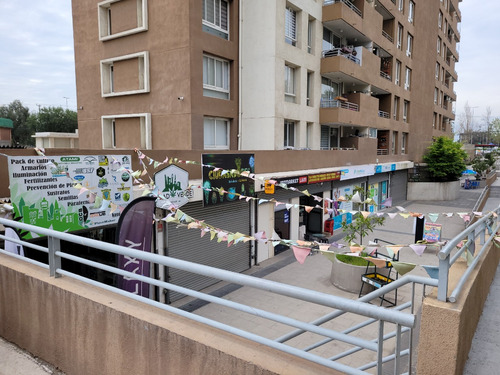 Local Comercial / Claudio Arrau Con Teniente Cruz