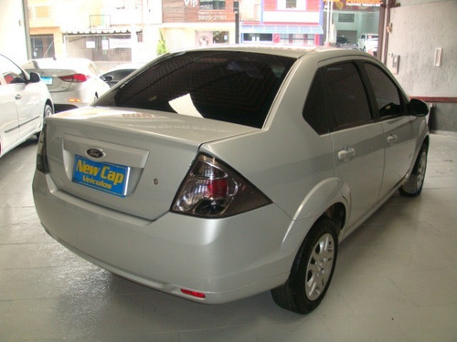 Fiesta Sedan