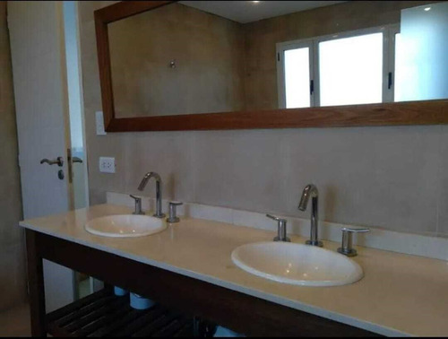 Casa 5 Ambientes. Altos De Hudson Ii. Lote 460 M2
