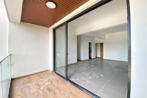 Lujosa Torre Casi Frente Al Mirador Sur, Apartamentos Modernos En Bella Vista Listos Para Entregar
