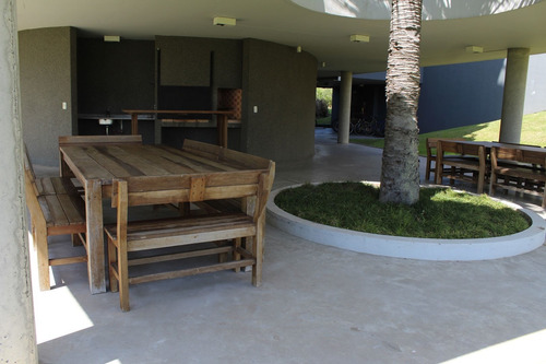 Imagen 15 de 17 de Departamento Al Río En Venta, Nordelta,