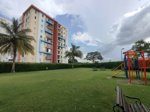Casa En Arriendo En Prados Del Este. Cod A30680