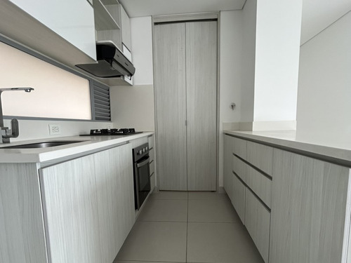 Apartamento En Arriendo Ubicado En Envigado Sector Loma Del Chocho (26389).