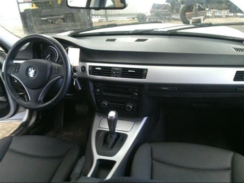 Imagem 3 de 4 de Bmw 320 Sucata Peças - Air Bag Farol Radiador Porta Eixo