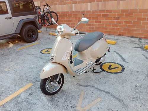 Vespa Gts 300 2024