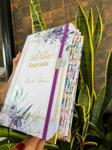 Biblia Personalizada Com Nome Abas Aplicadas Com Nome Dos Livros, Letra Media