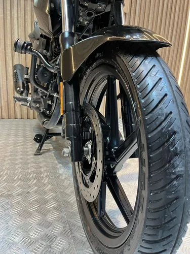 Bajaj Pulsar 180 Fi Neon 2022