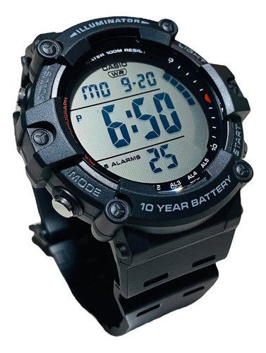Reloj pulsera Casio Youth AE-1500 de cuerpo color negro, digital, fondo gris, con correa de resina color negro, dial negro, minutero/segundero negro, bisel color negro y plateado, luz ámbar y hebilla simple