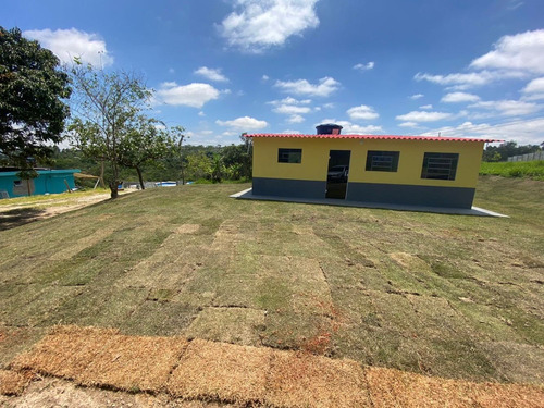 Imagem 4 de 14 de R07- Casa Toda Pronta Na Cidade De Guararema.