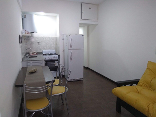 Imagen 3 de 8 de Departamento 1 Ambiente A La Calle Con Balcon En Venta Mar Del Plata