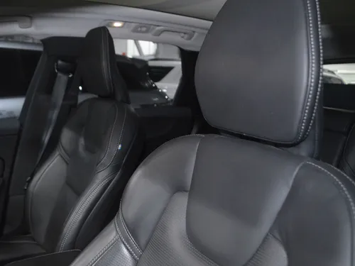 Volvo XC60 B6 INSCRIPTION HIBRIDA 4WD