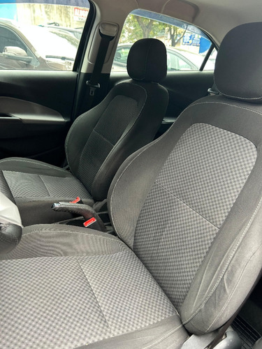 Chevrolet Onix 1.0 MPFI LT 8V FLEX 4P MANUAL
