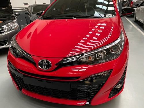 Toyota Yaris S Cvt 1.5 Automatico Hatchback 5p