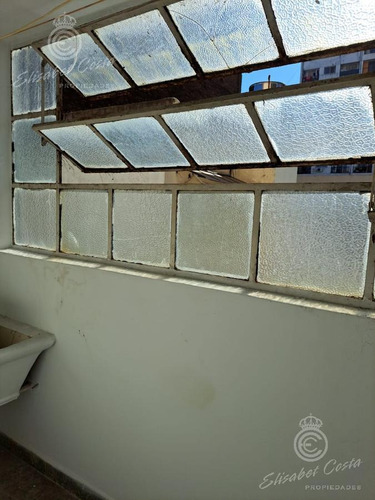 Imagen 2 de 12 de Departamento 2 Amb Bajas Expensas, Excelente Ubicación - Lanús Oeste