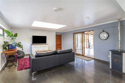 Imagen 8 de 30 de Casa En Venta De 5 Dorm. En Chicureo