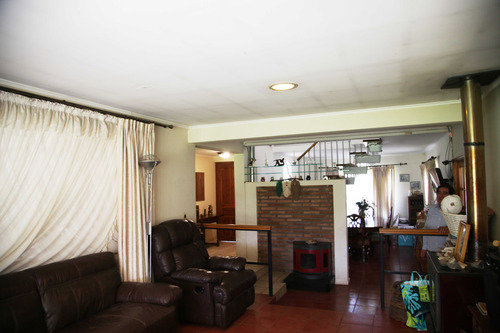 Parcela En Venta 3d 3b Mas Oficina O Estar (74885)