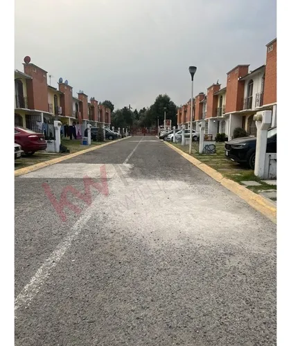 Casa En Las Hesperides, Toluca: ¡tu Nueva Oportunidad!