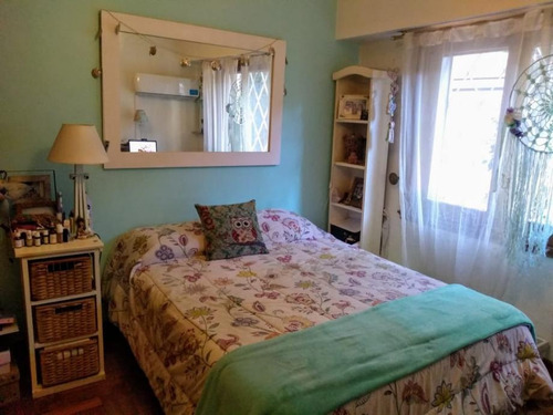 Imagen 8 de 14 de Chalet En Venta En Castelar Norte