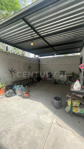 Casa En Renta En Col. Quinta Colonial En Apoidaca