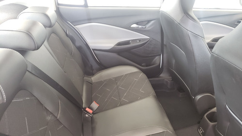 Onix Plus 1.0t Premier I Mt .gl