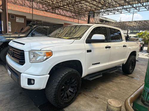 Toyota Tundra Sr5