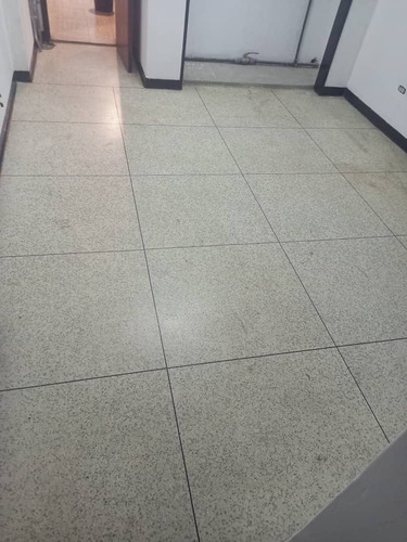 En Venta Casa Comercial En Los Dos Caminos. Sucre Caracas