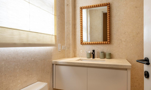 Apartamento De Lujo En Venta En Casa De Campo, La Romana 2 Habitaciones, Acaba