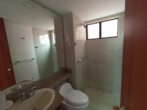 Espectacular Apartamento Con Espacios Amplios