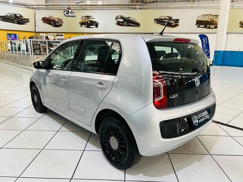 Volkswagen Up! MOVE 1.0 TSI TOTAL FLEX 12V 5P