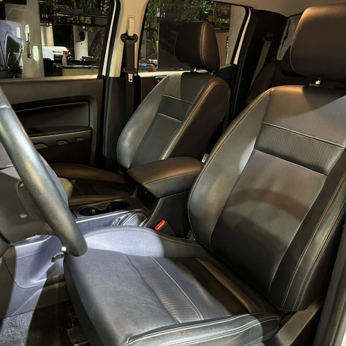 Imagen 9 de 19 de Ford Ranger 3.2 Cd Limited Tdci 200cv Automática