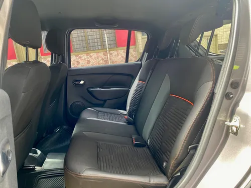 Renault Stepway 1.6 Intense Automática
