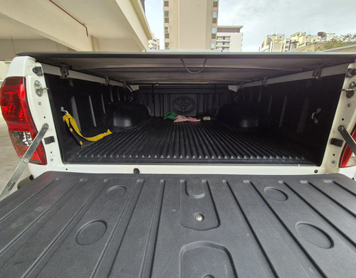 Toyota Hilux 2.7 SRV 4X2 CD 16V FLEX 4P AUTOMÁTICO