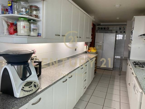 Imagen 11 de 18 de Impecable Departamento A Pasos Del Metro Manquehue!