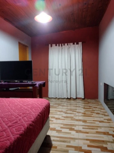 Imagen 8 de 24 de Calle 52 Entre 9 Y 10, Casa En Venta, 5 Dormitorios Con Piscina En Villa Elisa