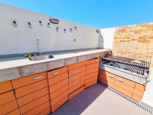 Departamento Duplex + Rooftop En Venta En La Dehesa Central