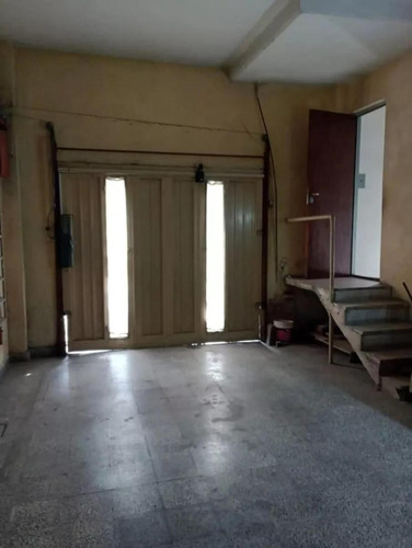 Casa Multifamiliar En Venta - 272mts2 - Nueva Pompeya