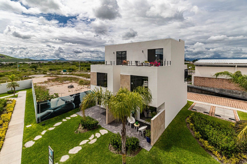 Imagen 2 de 30 de Casa En Venta Con Alberca Y Palapa A 15min De Cuernavaca