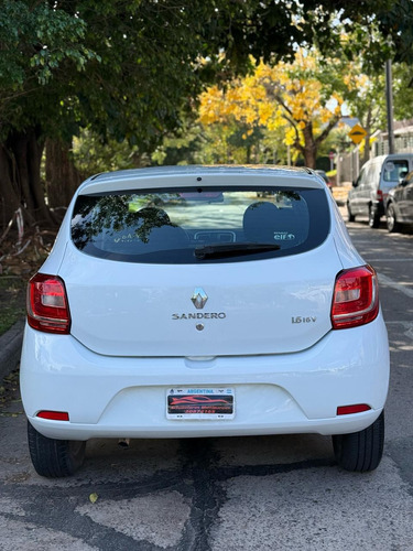 Renault Sandero 1.6 Privilege 105cv