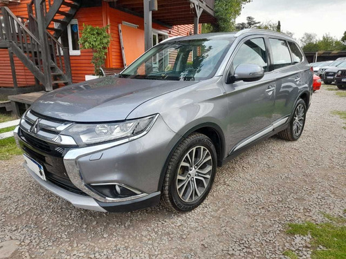Imagen 2 de 15 de Mitsubishi Outlander 2.4 Gls 4wd L16 2016