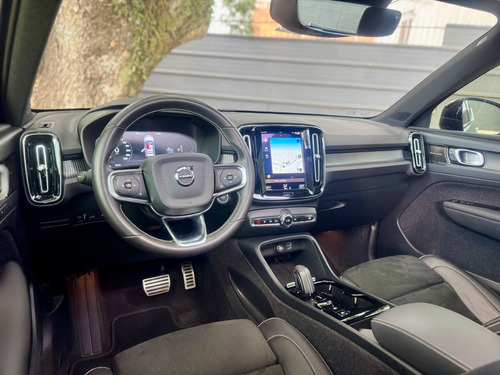 Volvo XC40 40 T-5 HÍBRIDO R-DESIGN 1.5 262CV FWD