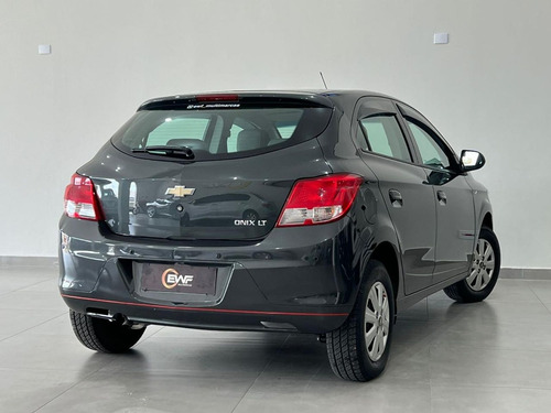 Chevrolet Onix HATCH LT 1.0 8V FlexPower 5p Mec.