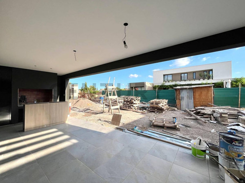 Casa En Venta - Barrio Gran Boedo