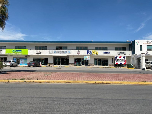 Local Comercial En Renta Residencial Senderos