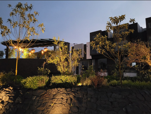 Venta De Casa Ubicada En Bello Horizonte (entre Recta A Cholula Y Camino Real En San Andrés Cholula Puebla)nas