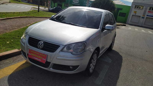 Imagem 7 de 12 de Volkswagen Polo Hatch 1.6 8v 4p 2011
